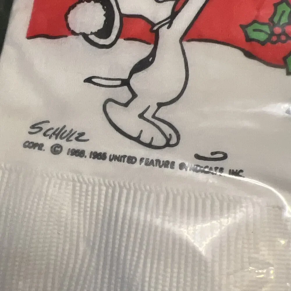 Vintage 16 Luncheon Napkins Snoopy Woodstock Tree Hallmark Christmas 13.5”